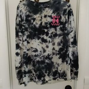 Tie-dye long sleeve tshirt